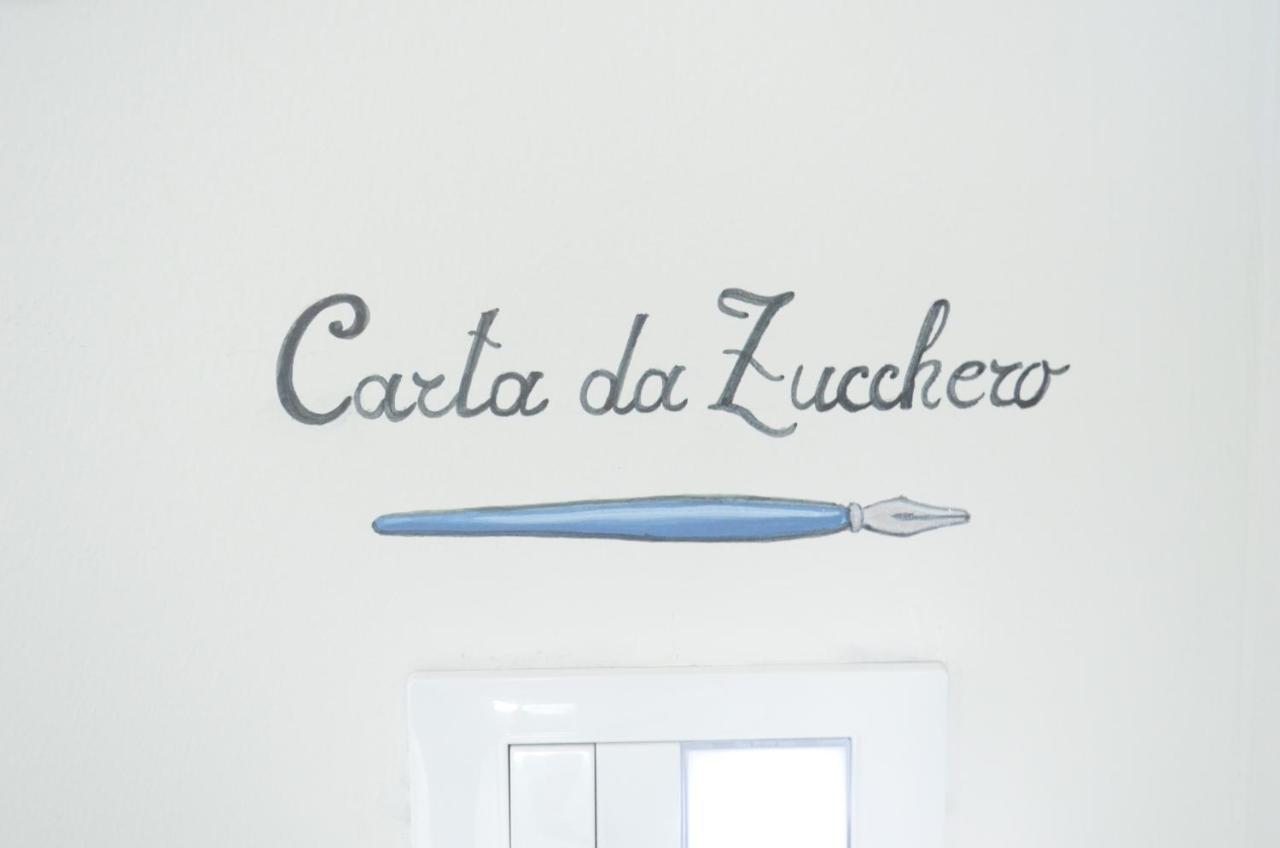 La Casa Incartata Lägenhet Toscolano Maderno Exteriör bild